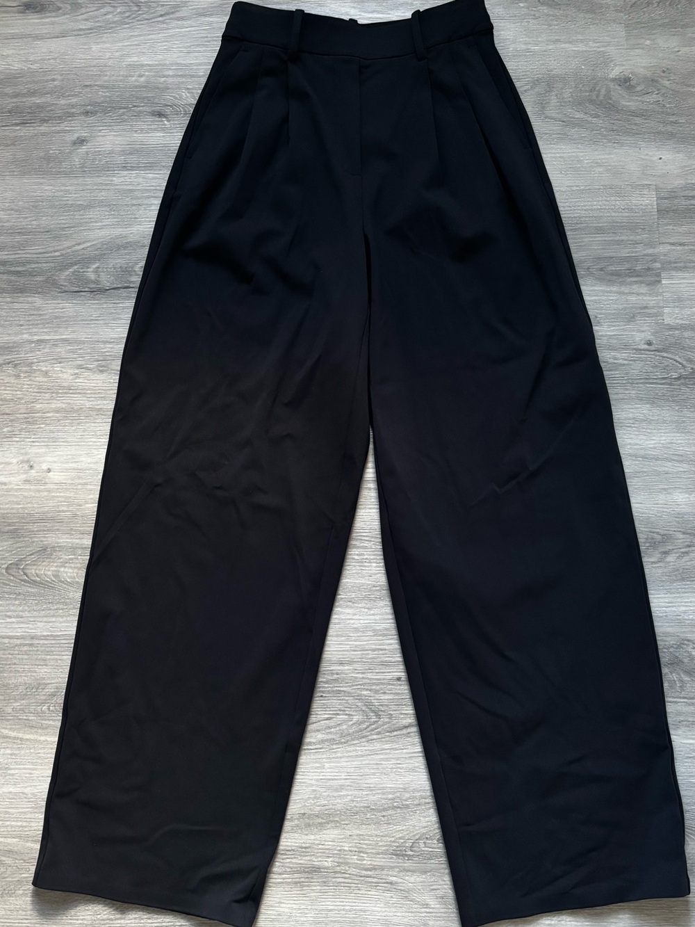 lululemon athletica Black Wide-Leg Pleated Trousers